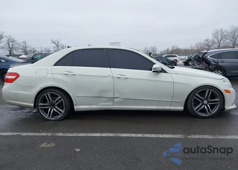 2011 Mercedes-Benz E 350 4Matic z USA, uszkodzony, nr VIN WDDHF8HB3BA374580
